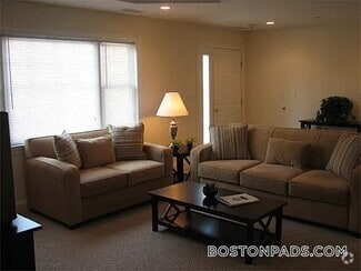 Building Photo - 105 Westgate Dr