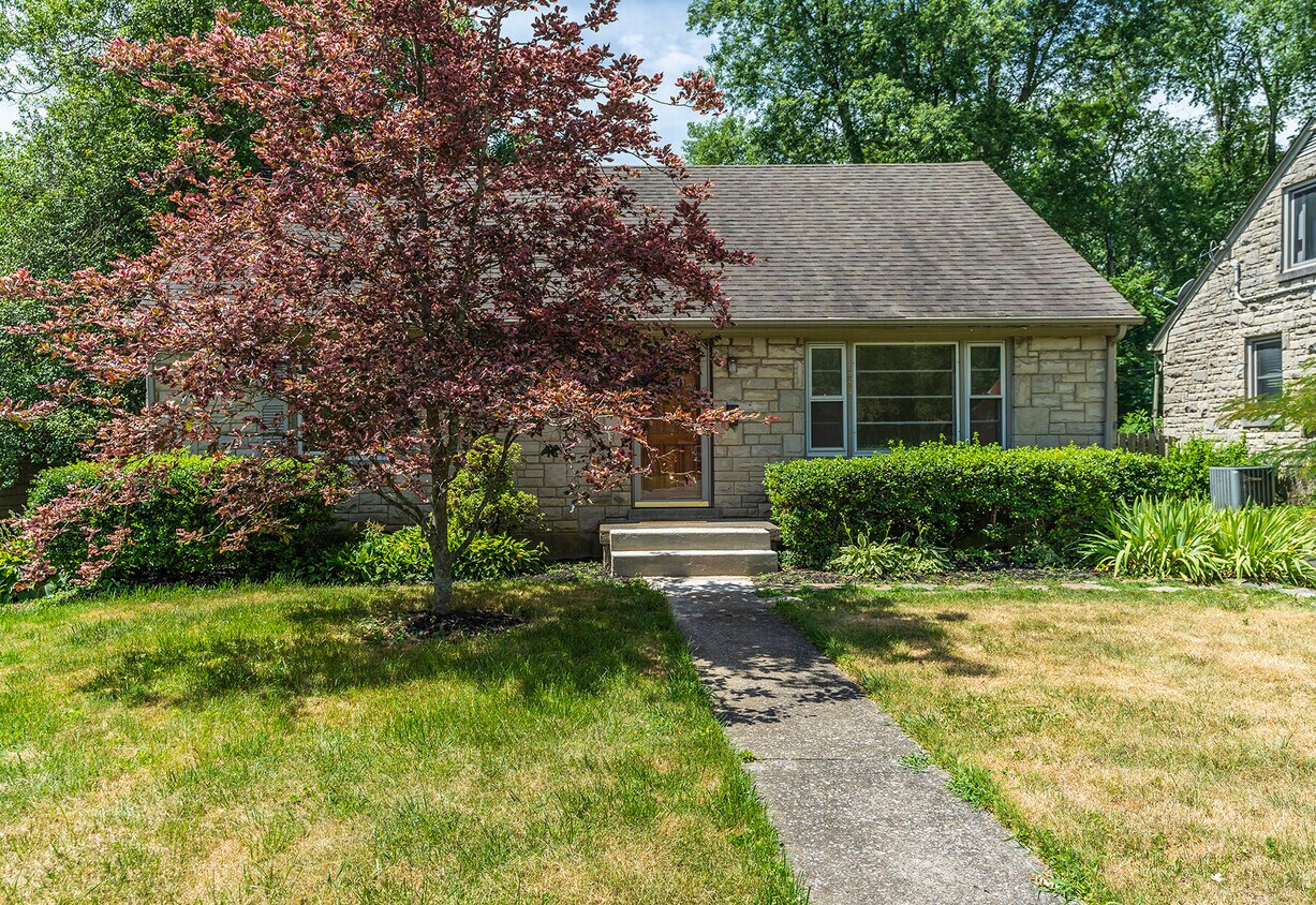 224 Zandale Dr, Lexington, KY 40503 House for Rent in Lexington, KY