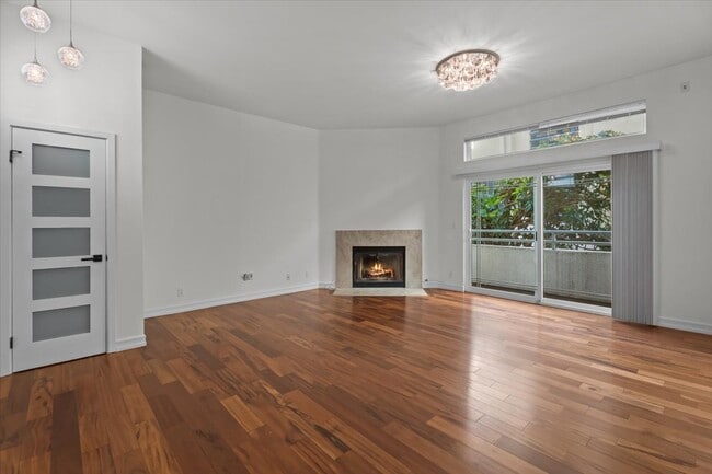 Foto del edificio - 2550 S Centinela Ave