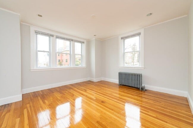 Foto del edificio - 140 Highland Ave