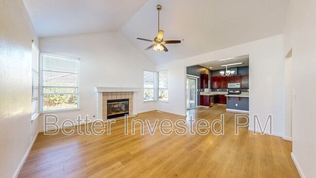 Building Photo - 430 Merlot Dr