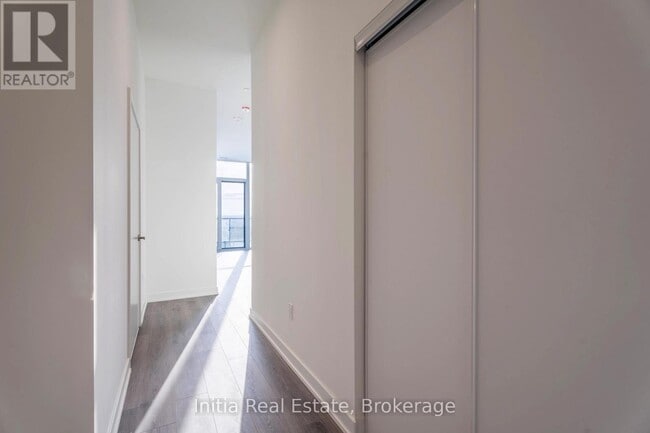 Building Photo - 28 Ann St