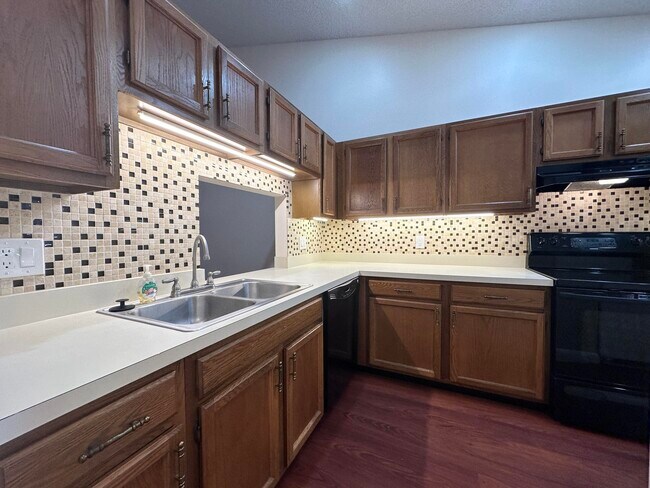 Foto del edificio - 2245 SW 22nd Ave