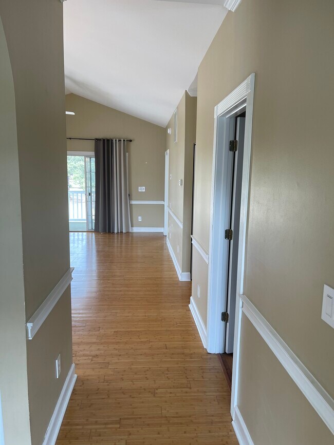 Building Photo - 4647 Wild Iris Dr