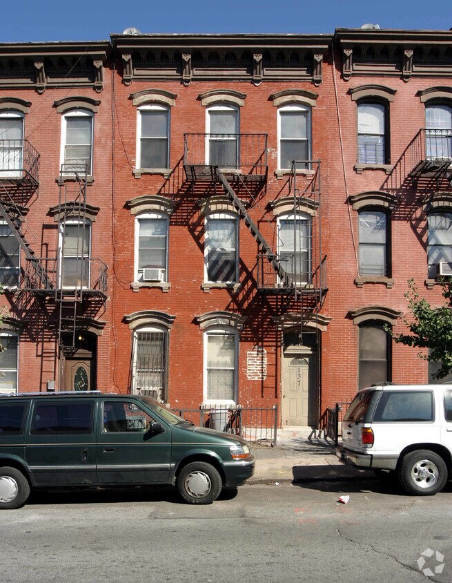Foto del edificio - 137 23rd St