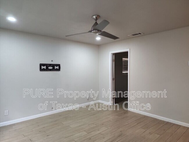 Building Photo - 4719 Philco Dr