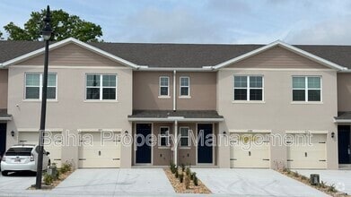 Building Photo - 2376 Penguin Blvd
