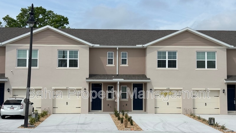 Foto principal - 2376 Penguin Blvd