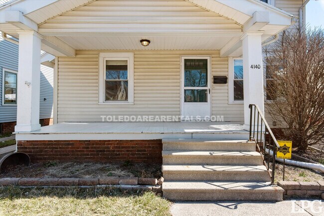 Building Photo - 4140 Commonwealth Ave