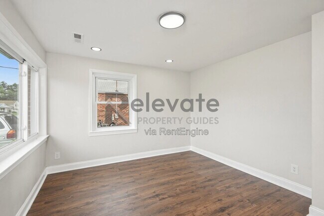 Foto del edificio - 3605 South St