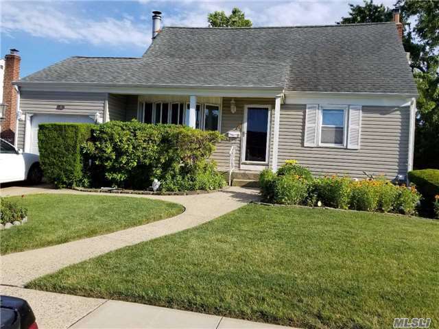 Primary Photo - 8 Copeland Pl