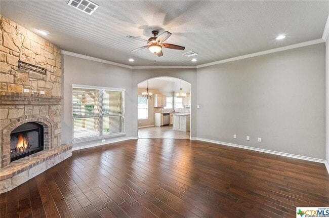 Building Photo - 421 Westchester Ct
