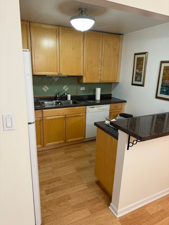 Foto del edificio - 456 E Spruce Dr