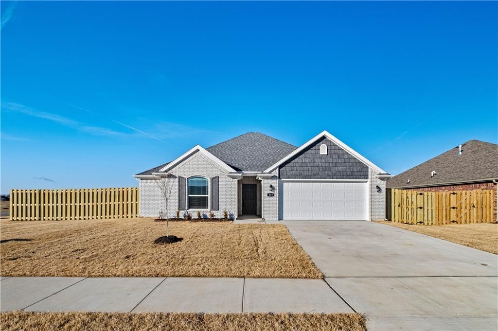 Foto principal - 319 Amber Dawn Ave