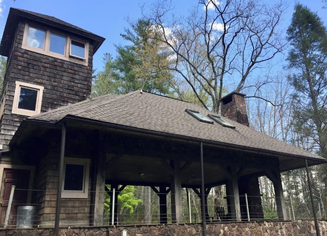 Foto del edificio - 51 Eastman Mountain Rd