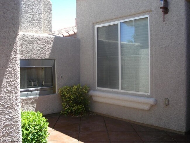 Foto del edificio - 11749 Stonewall Springs Ave