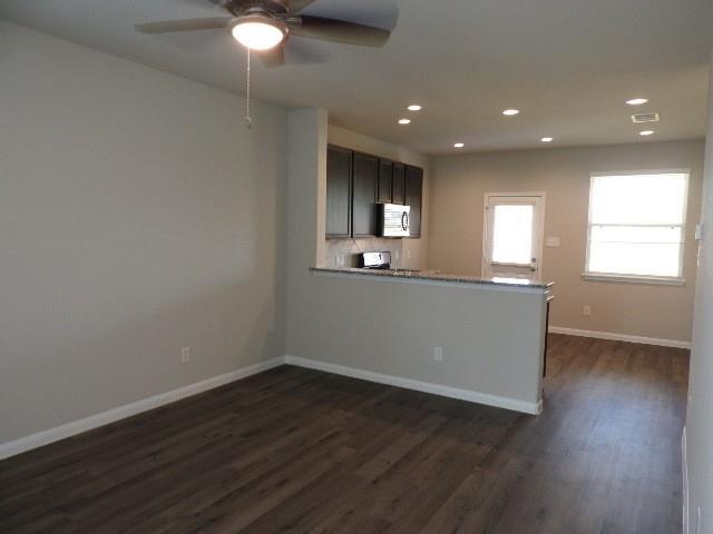 Building Photo - 22115 Great Royal Ln