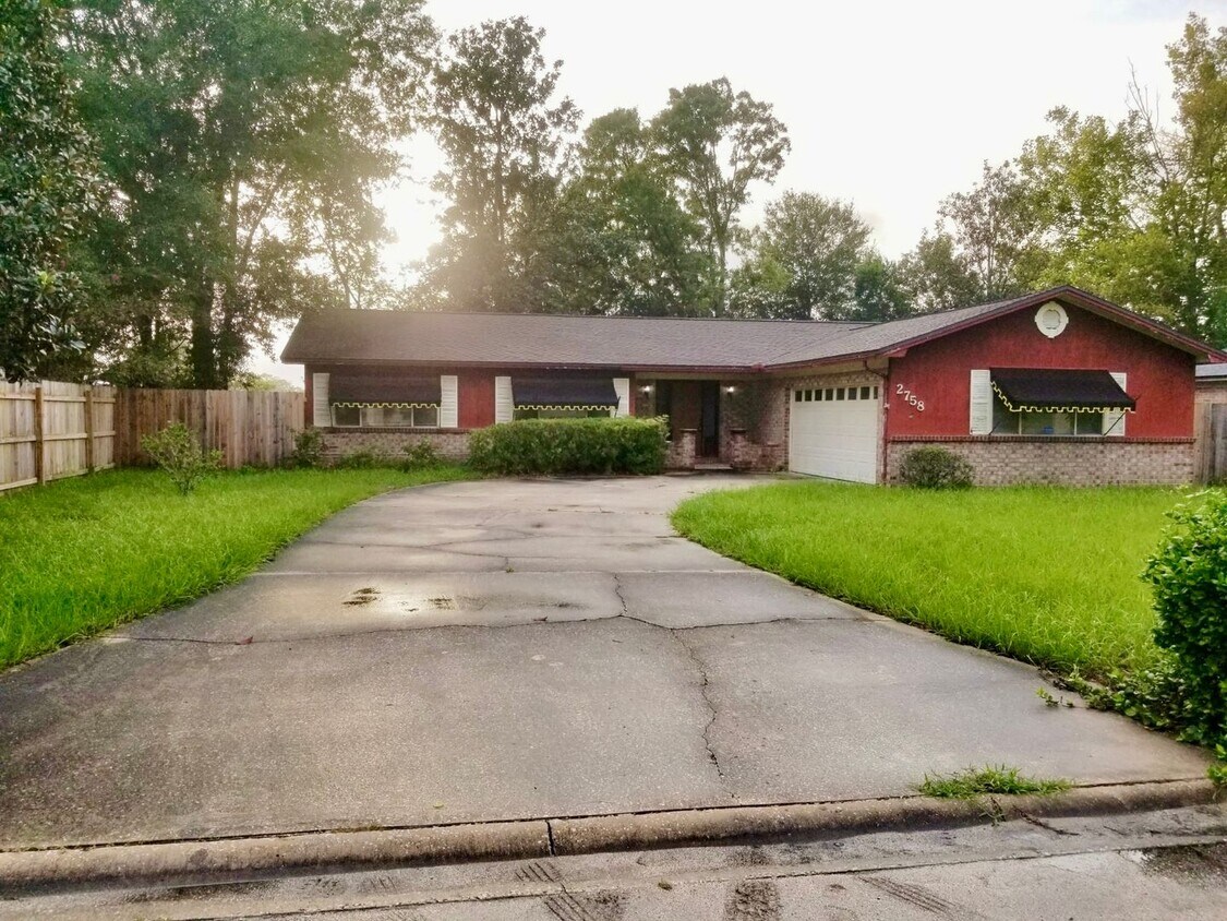 Primary Photo - 3 Bedroom, 2 bath home in Lakeside Estates!!