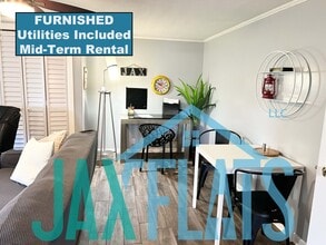 Building Photo - 2320 Vista Ave