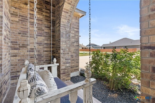 Foto del edificio - 4508 River Rock Rd
