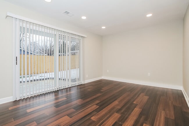 Building Photo - 9578 Kosta Dr