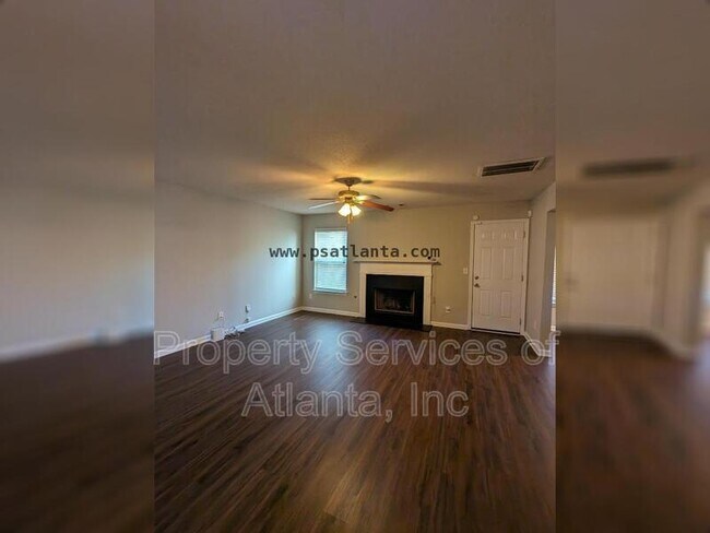 Building Photo - 7805 Newbury Dr