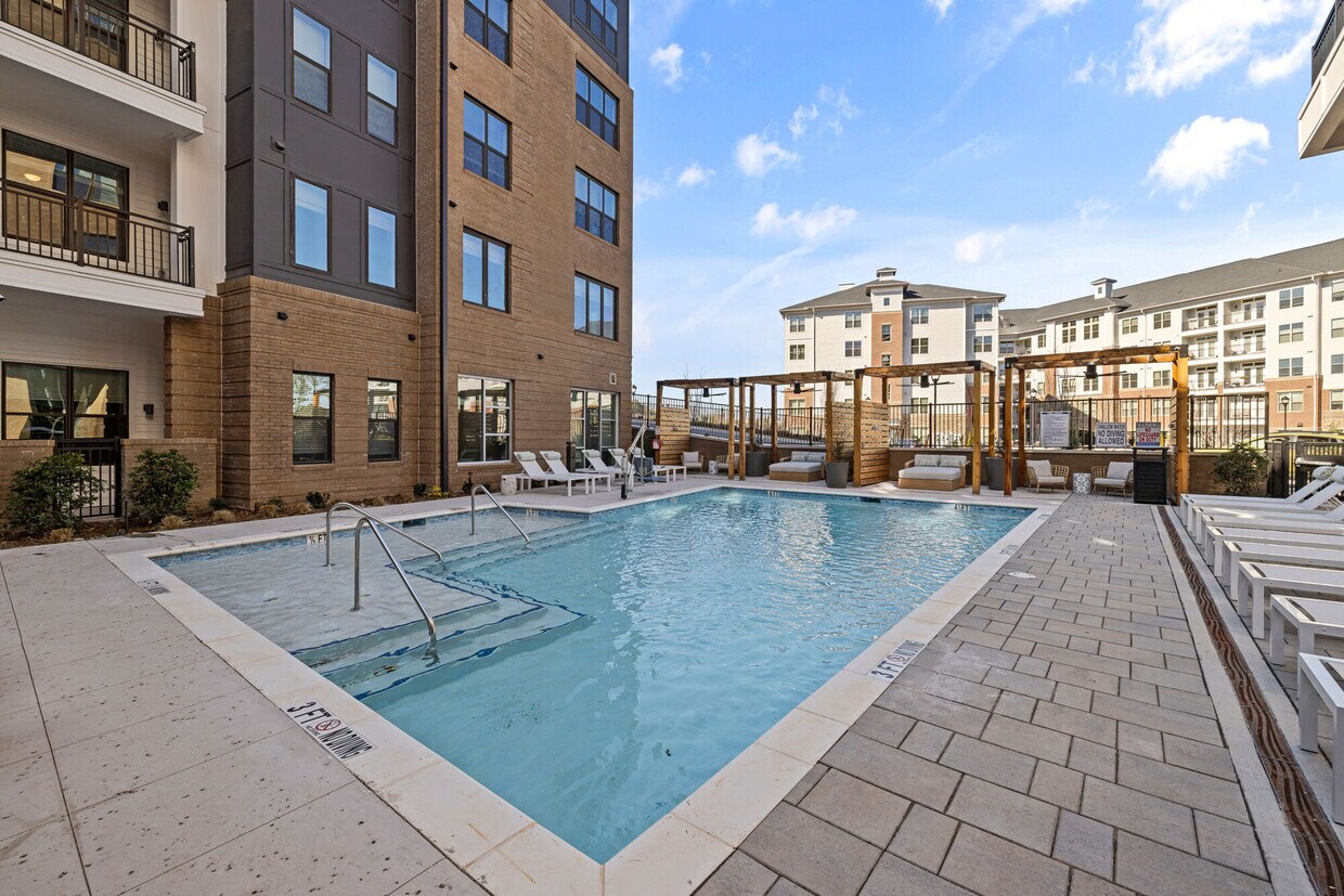 Ashby at Twin Lakes Apartments in Morrisville, NC