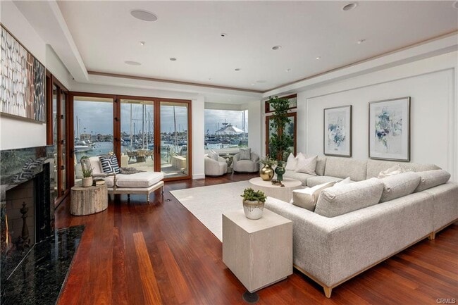 Building Photo - 517 Via Lido Soud