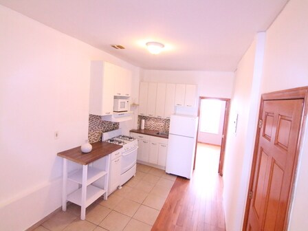 Foto principal - 507 Van Buren St