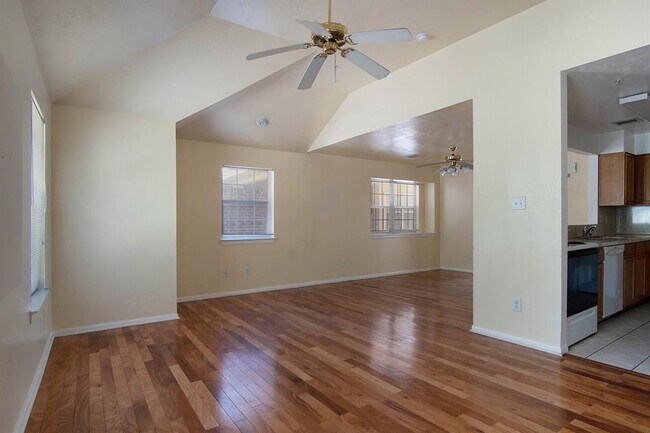 Building Photo - 1213 Lovett St