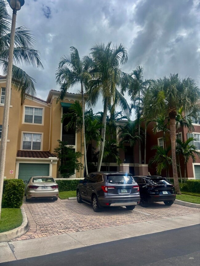 Building Photo - 11770 St Andrews Place