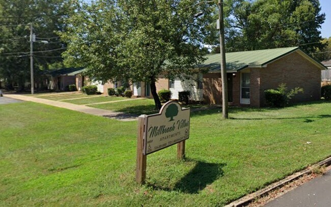 Foto del edificio - 386 Thornfield Dr
