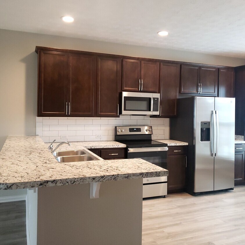 2206 Monroe Ave, Owensboro, KY 42301 House Rental in Owensboro, KY