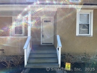 Primary Photo - 10 Hill St