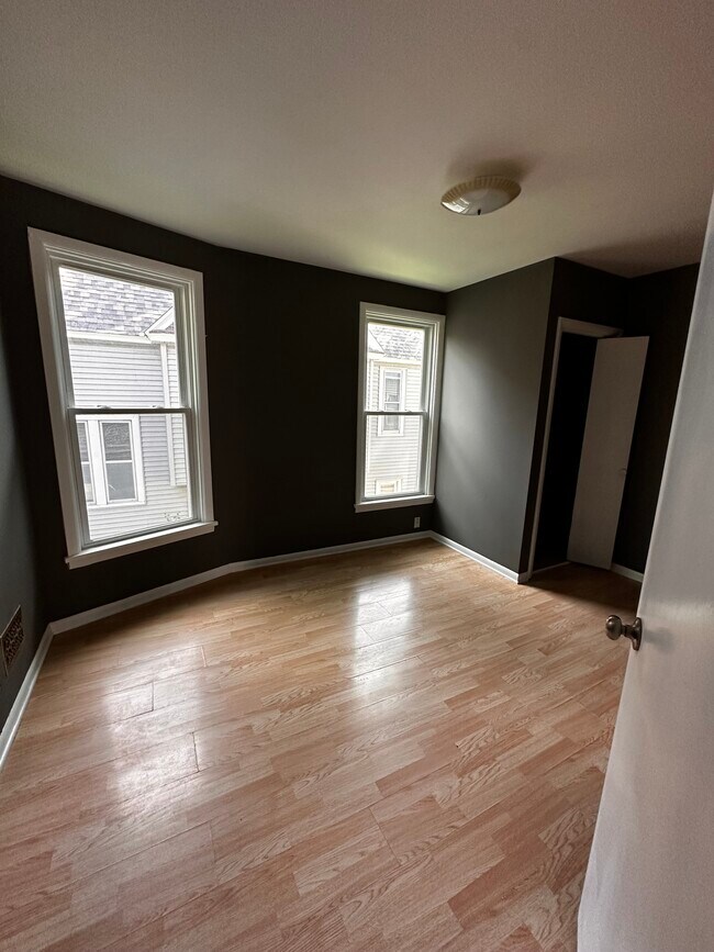 Foto del edificio - 3308 Stevens Ave