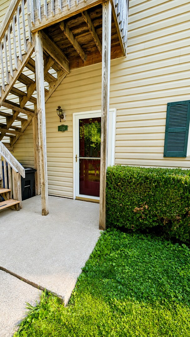 Building Photo - 118 S Park Ln