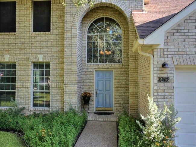 Foto del edificio - 9216 Evening Primrose Path