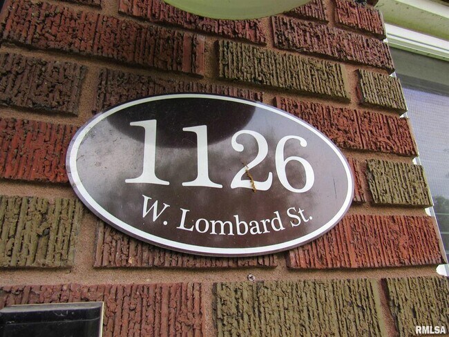 Foto del edificio - 1126 W Lombard St