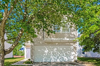 Building Photo - 1240 Cutler Ln