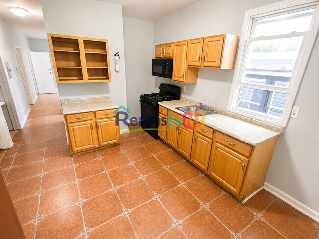 Foto del edificio - 148 Chadwick Ave