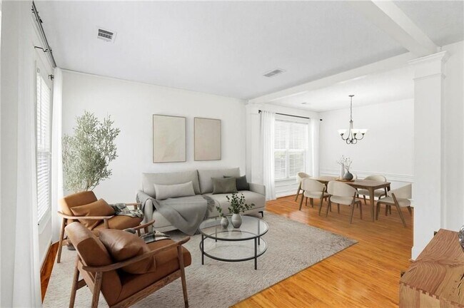 Foto del edificio - 490 Chippenham Ct