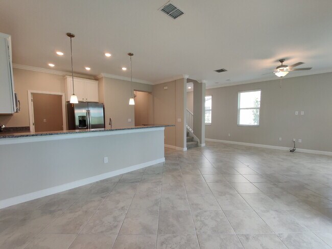 Foto del edificio - 23264 Willow Glen Way