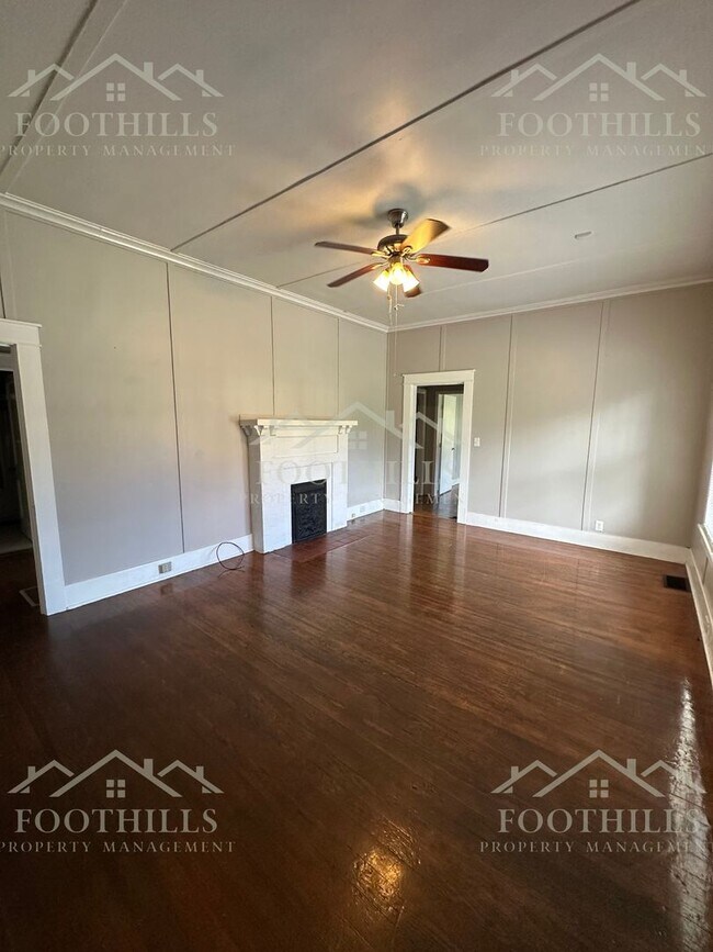 Foto del edificio - 3 Bedrooms | 2 Bathrooms | Near Anderson U...