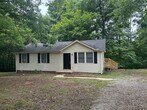 Foto principal - Cute 3 bed 1 bath Ranch Home on a Culdesac...