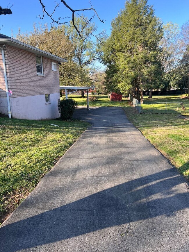 Foto del edificio - Glengarry Park with Large Yard
