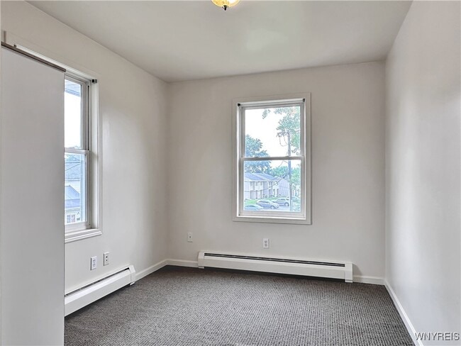 Building Photo - 20 Orchard St