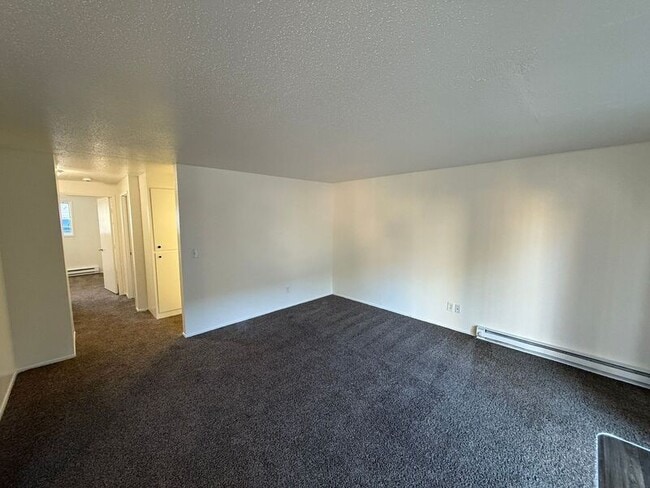 Building Photo - 3808 Iberis St NE