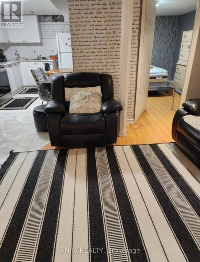 Building Photo - 81 Brimstone Crescent