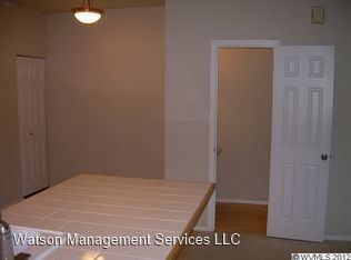 Building Photo - 3 br, 2.5 bath House - 3202 NW Shooting St...