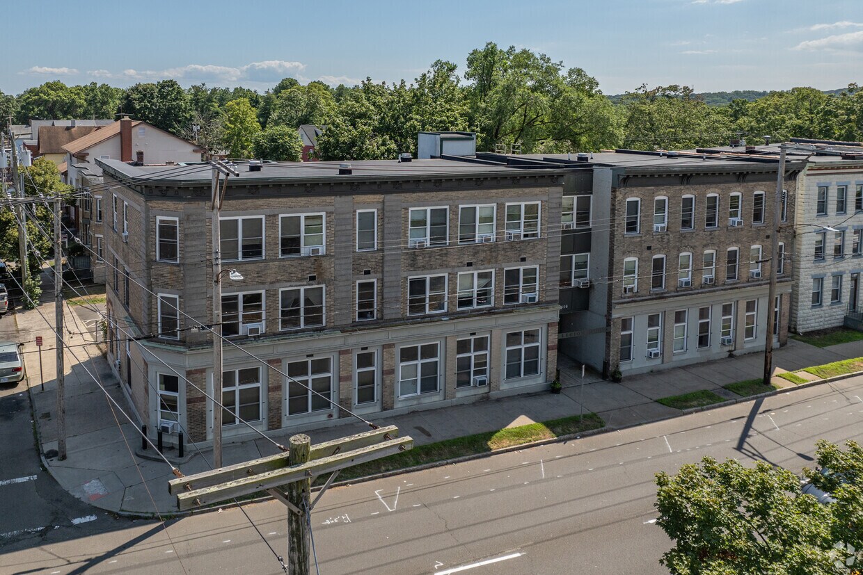 457 Legion Ave New Haven, CT 06519 - Legion Woods